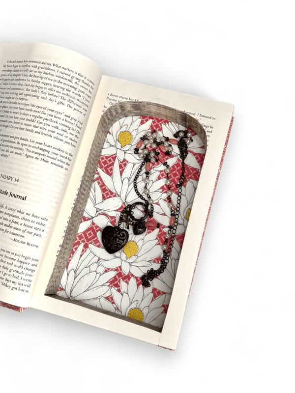 Simple Abundance "A DayBook of Comfort and Joy" - Secret Storage Books