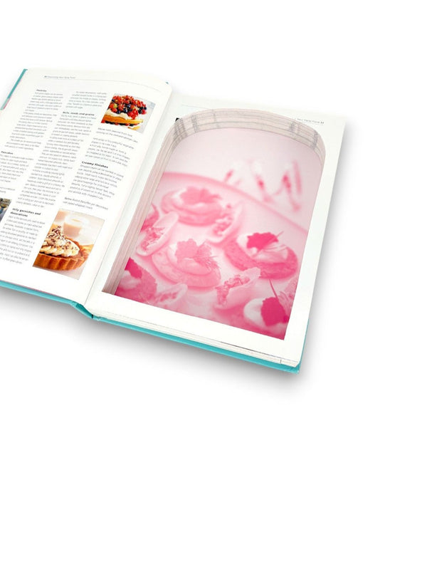 400 Apperizers & Party Recipes - Bridget Jones - Secret Storage Books