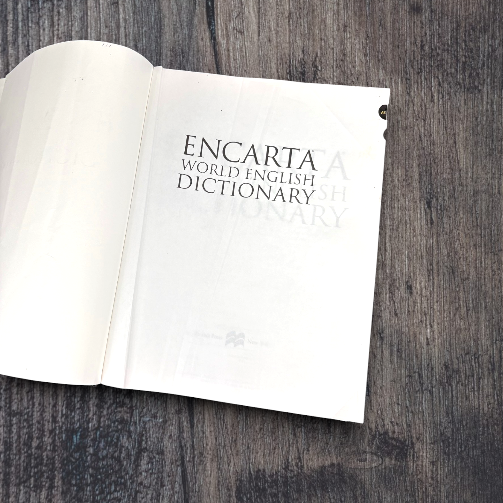 Encarta World English Dictionary - St. Martin's Press