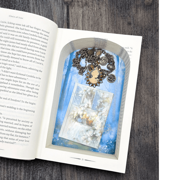 Chain of Iron " The Last Hours" Book Two - Cassandra Clare - Secret Storage Books