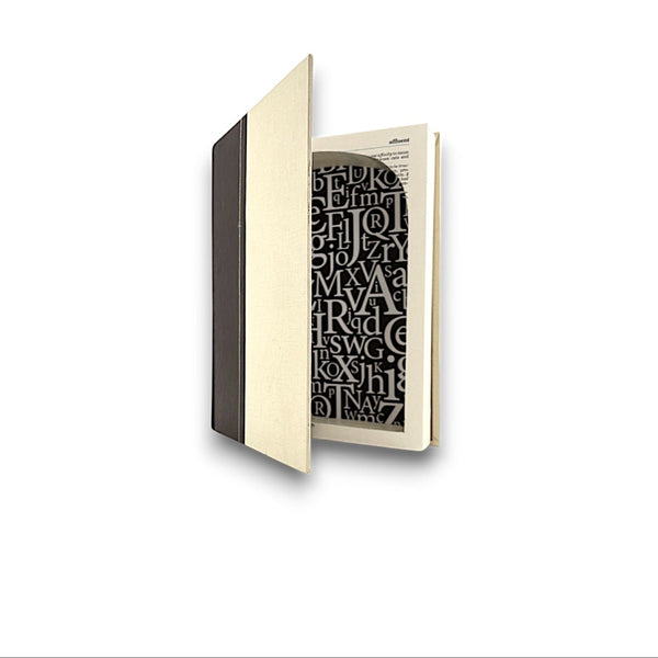 Family Word Finder - Reader's Digest - Secret Storage Books