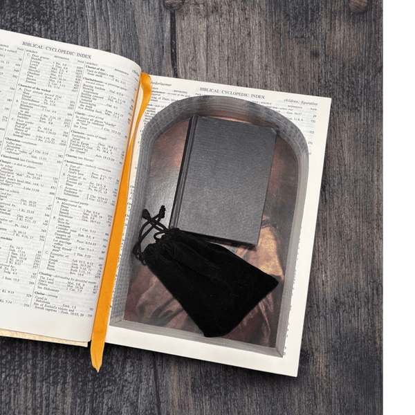 Holy Bible - Master Reference Edition (1968) - Secret Storage Books