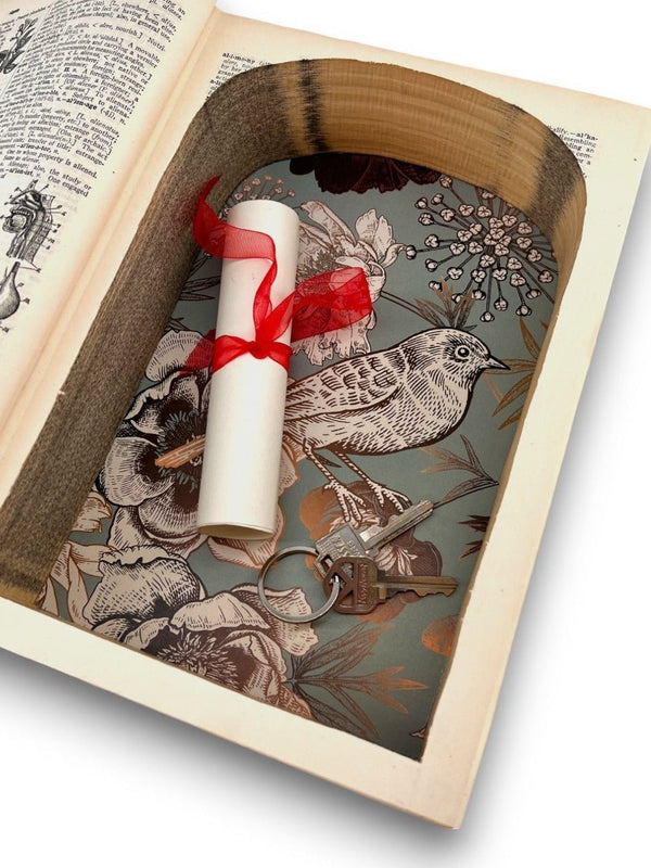New Lexicon Webster's Encyclopedic Dictionary of The English Language - Canadian Edition - Secret Storage Books