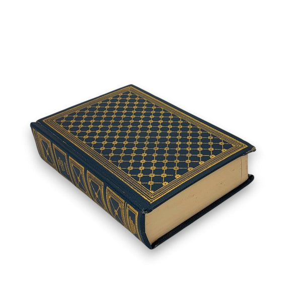 Pickwick Papers, The - Charles Dickens - Secret Storage Books