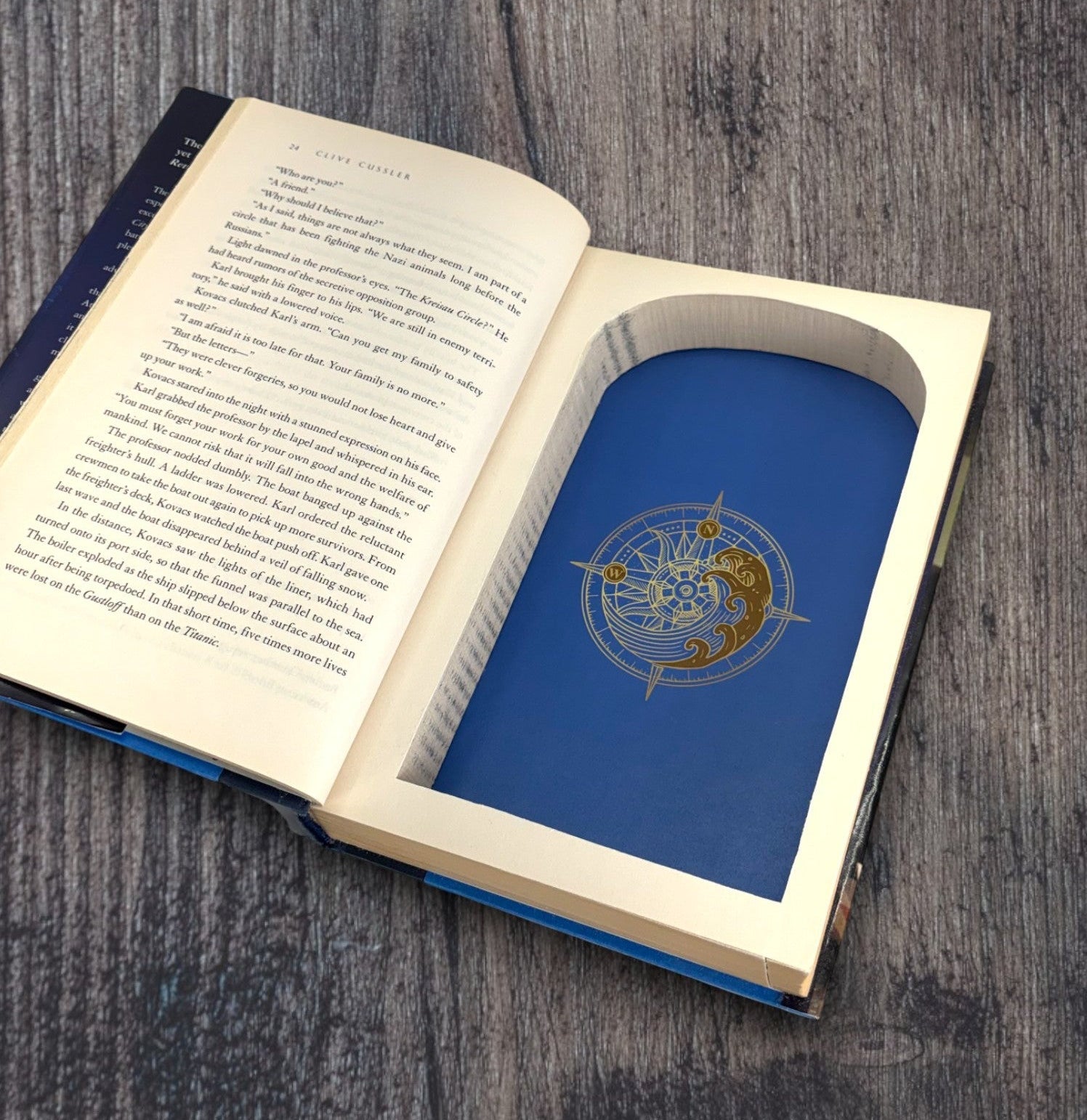 Polar Shift - Clive Cussler - Secret Storage Books