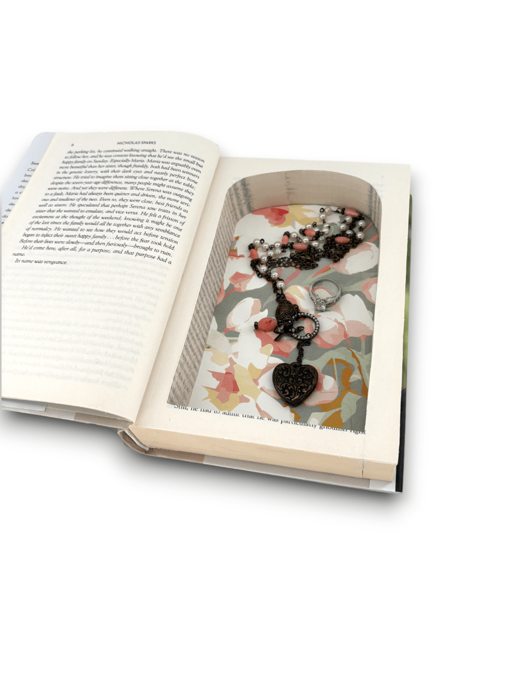 See Me - Nicholas Sparks - Secret Storage Books