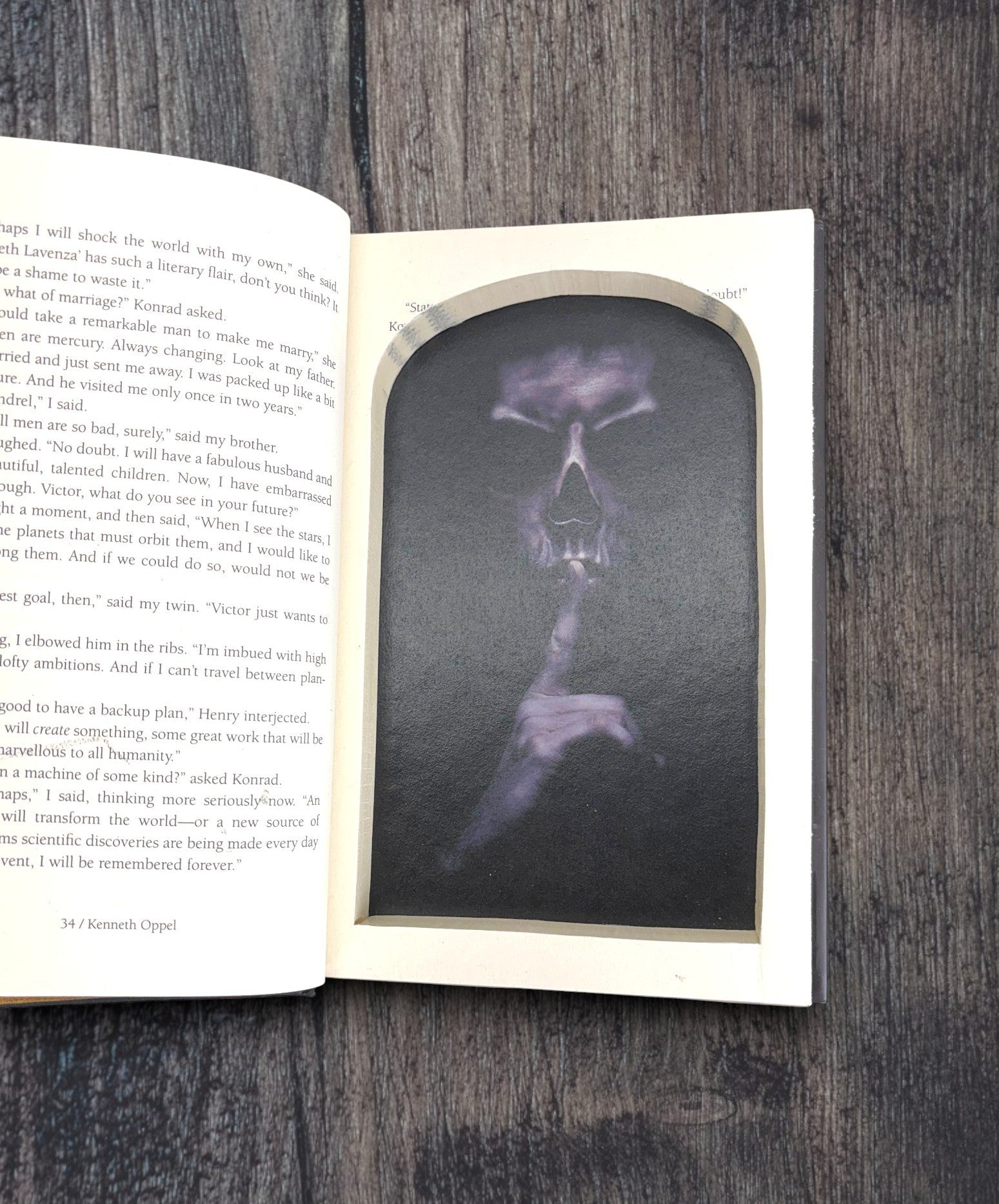 This Dark Endeavour - Kenneth Oppel - Secret Storage Books