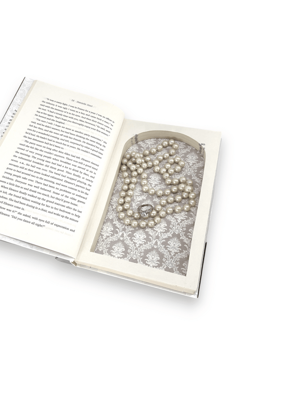 Wedding Dress, The - Danielle Steel - Secret Storage Books