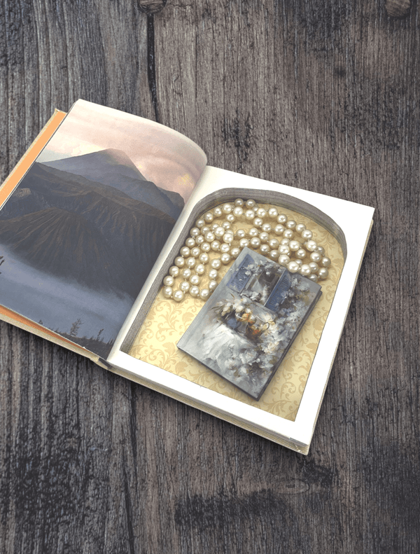 Wisdom of Sundays - Oprah Winfrey - Secret Storage Books