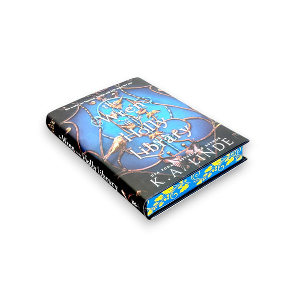 Wren in the Holly Library, The - K.A. Linde - Secret Storage Books