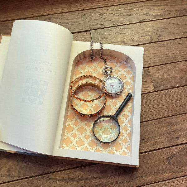 Alias Grace - Secret Compartment Book - Secret Storage Books