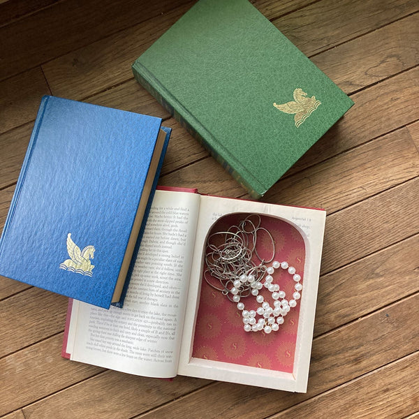 Reader's Digest Affordable Book Safe - Secret Storage Books